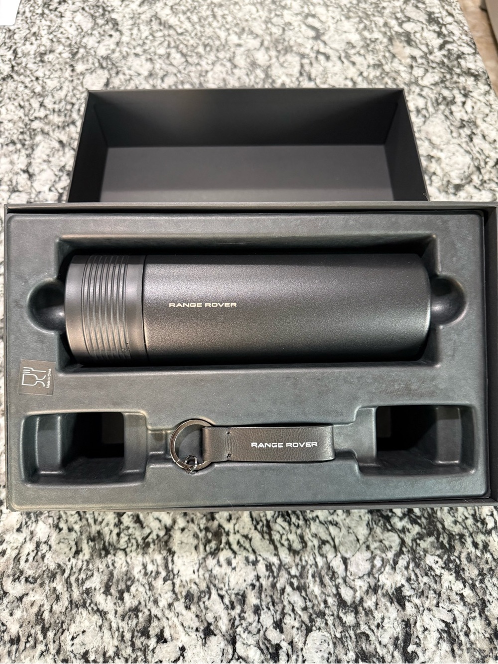 NEW Range Rover Stainless Steel Thermos Flask & Leather Keychain Set